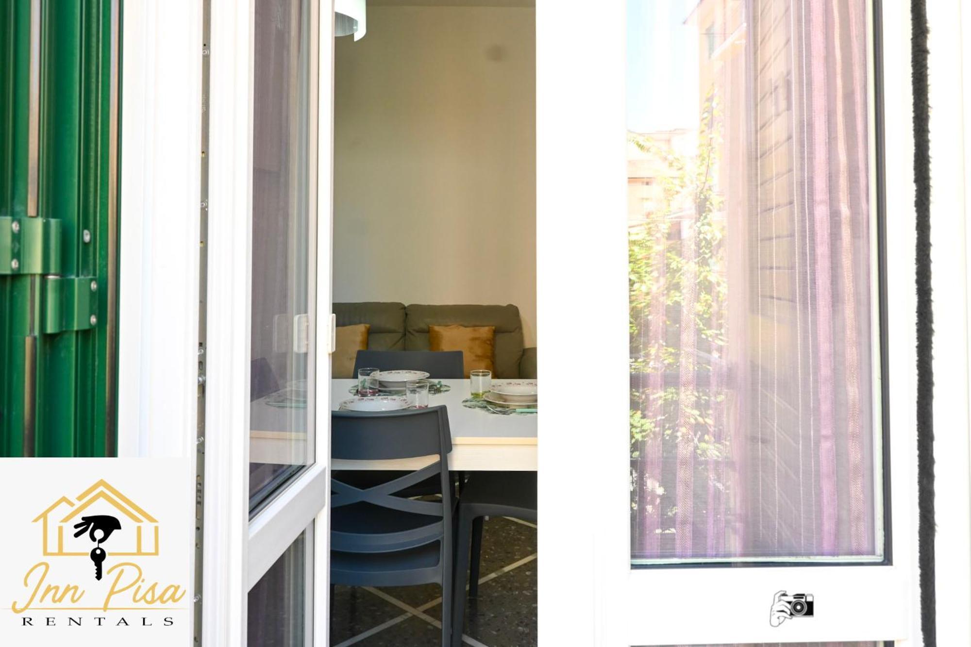Inn Pisa Rentals 2- Starlight Central Flat Εξωτερικό φωτογραφία